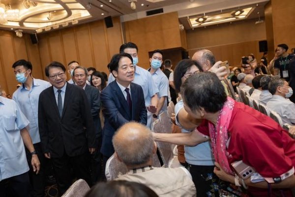 寻牛堂 赖清德称用罢免“打掉杂质”？蓝营怒轰：台湾只容得下民进党？
